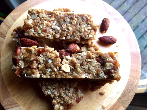 Recipe: Vegan Granola Bars | 1 Million Women